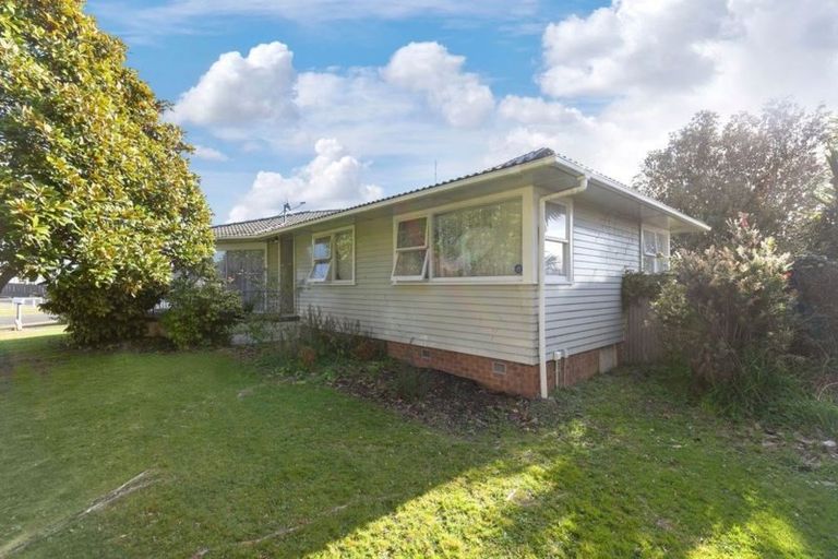 Photo of property in 6 Beeston Crescent, Manurewa, Auckland, 2102