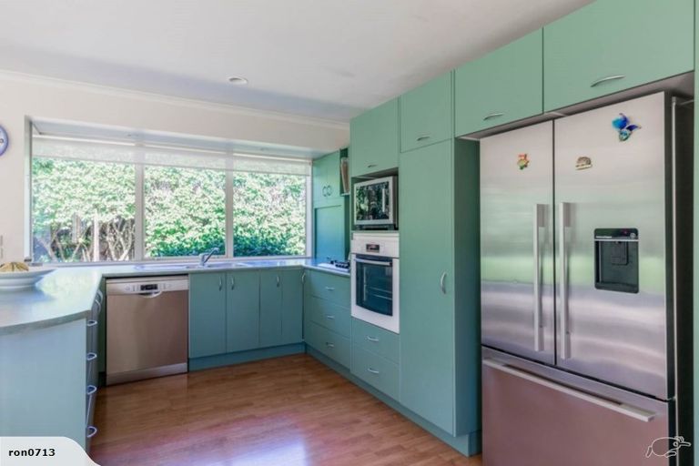 Photo of property in 6 Station Road, Huapai, Kumeu, 0810