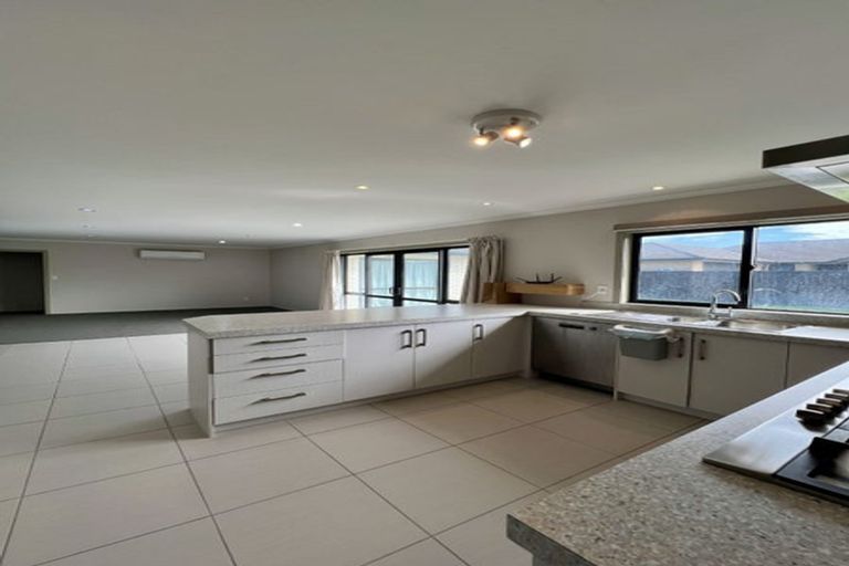 Photo of property in 42 Cumberland Drive, Flagstaff, Hamilton, 3210