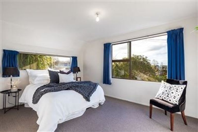 Photo of property in 1/2 Canon Street, St Albans, Christchurch, 8014