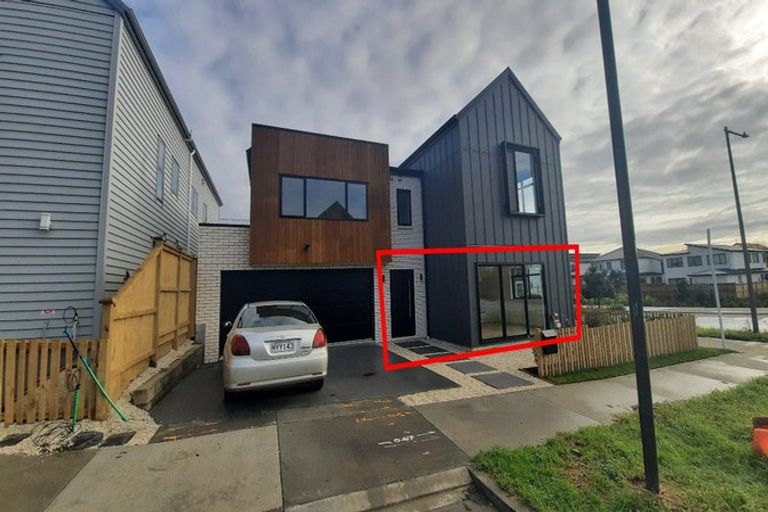 Photo of property in 1 Skua Road, Hobsonville, Auckland, 0616