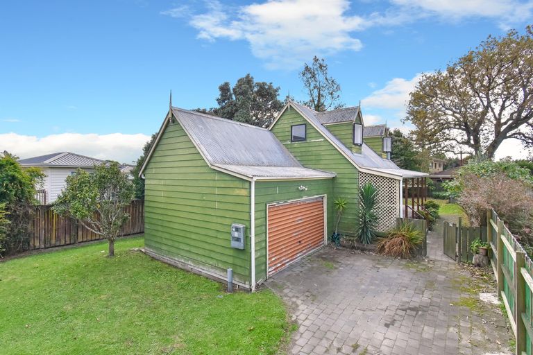 Photo of property in 61 Pah Road, Papatoetoe, Auckland, 2025