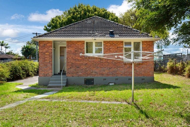 Photo of property in 59 Roberts Avenue, Bayswater, Auckland, 0622