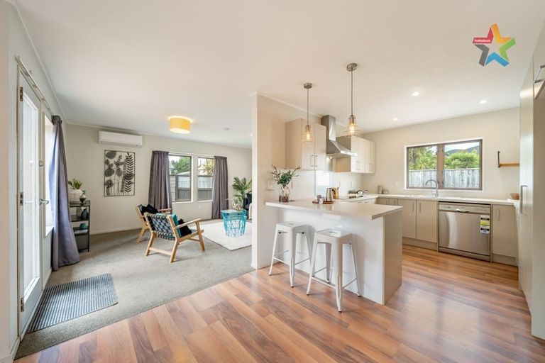 Photo of property in 48a Randwick Crescent, Moera, Lower Hutt, 5010