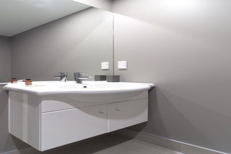 Photo of property in 3/30 Eversleigh Street, St Albans, Christchurch, 8014