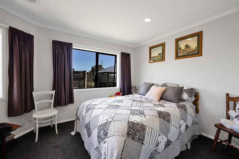 Photo of property in 36 Camberwell Road, Hawera, 4610