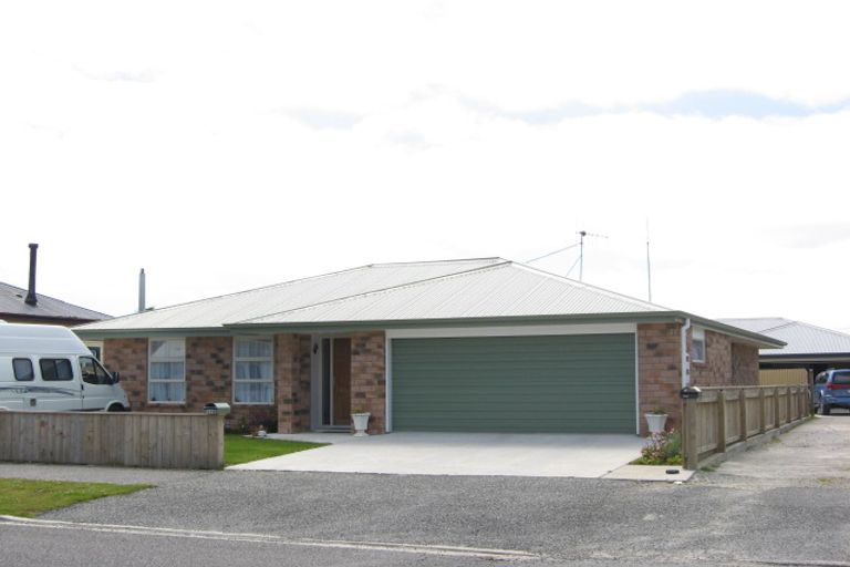 Photo of property in 119 Peel Street, Westport, 7825