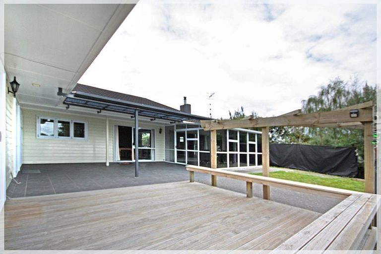 Photo of property in 54 Kawiu Road, Levin, 5510