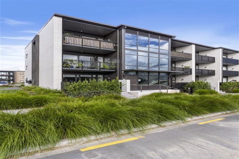 Photo of property in 201/38e Fraser Avenue, Northcote, Auckland, 0627