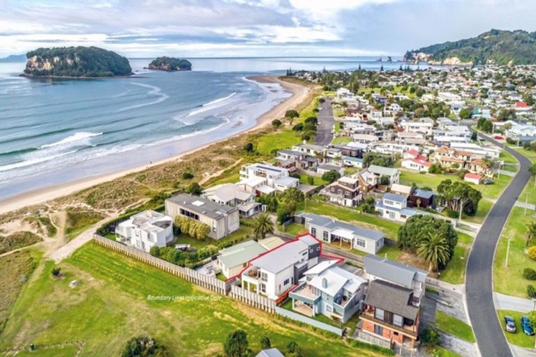 Photo of property in 218a Beverley Terrace, Whangamata, 3620