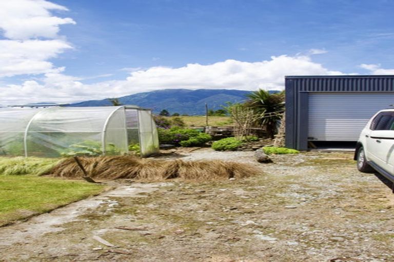 Photo of property in 74 Main Road, Harihari, 7884