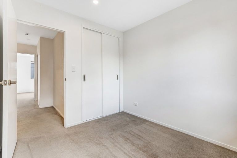 Photo of property in 13 Eileen Newey Place, Henderson, Auckland, 0612