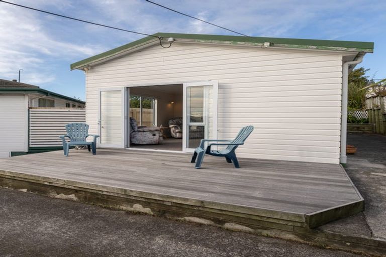 Photo of property in 63 Pikarere Street, Titahi Bay, Porirua, 5022