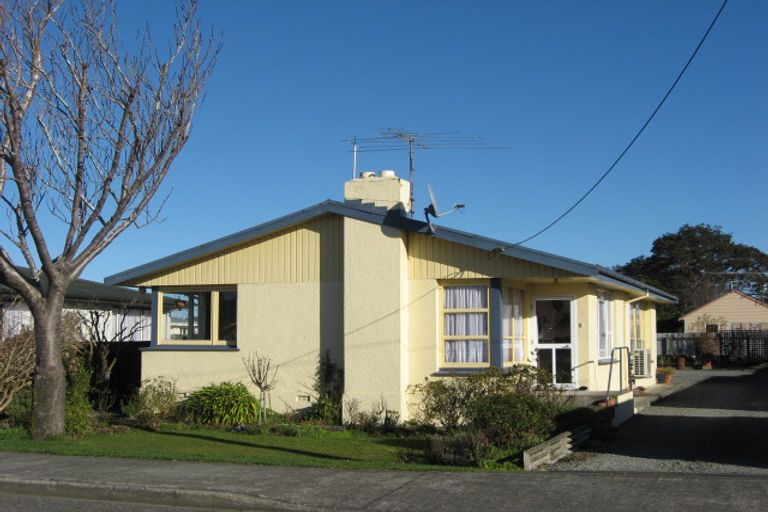 Photo of property in 62 Park Street, Winton, 9720