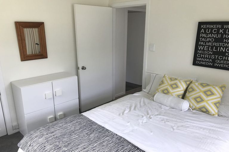 Photo of property in 1a Nikau Road, Waikanae, 5036