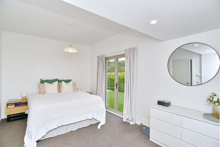 Photo of property in 25 Mackworth Street, Woolston, Christchurch, 8062