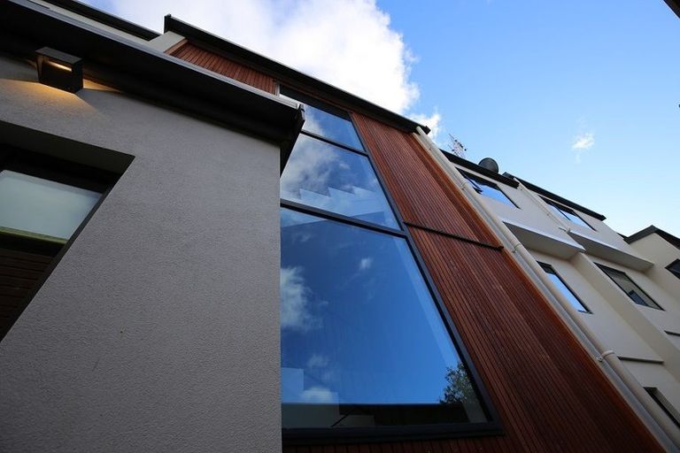 Photo of property in 103a York Place, Dunedin Central, Dunedin, 9016