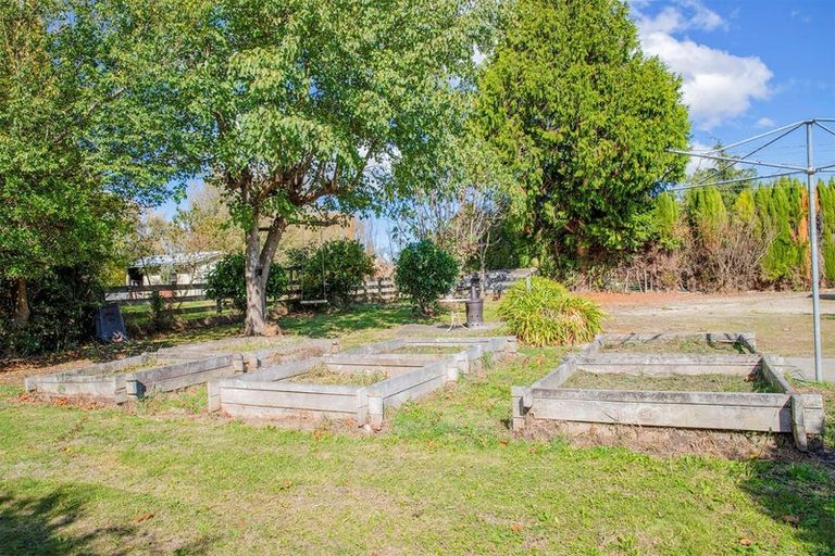 Photo of property in 24 Bennett Street, Waipawa, 4210