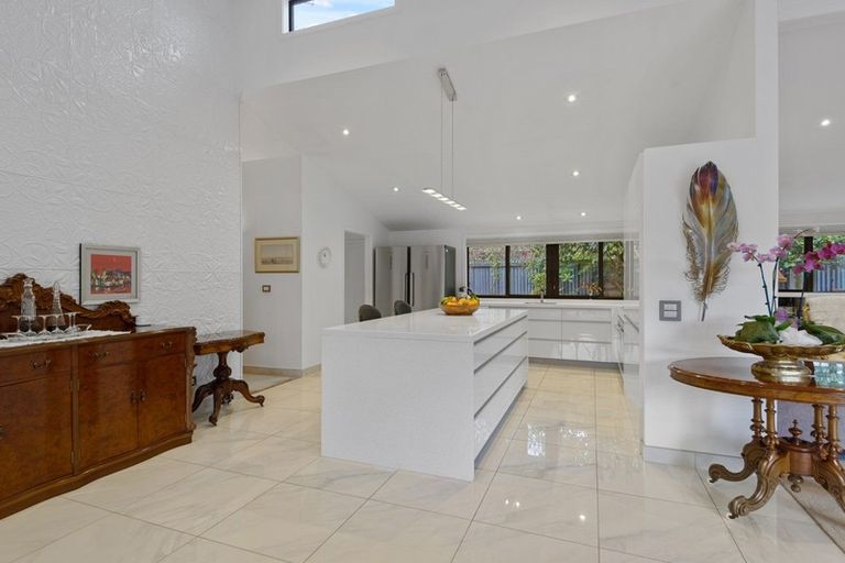 Photo of property in 251 Wairakei Road, Bryndwr, Christchurch, 8053