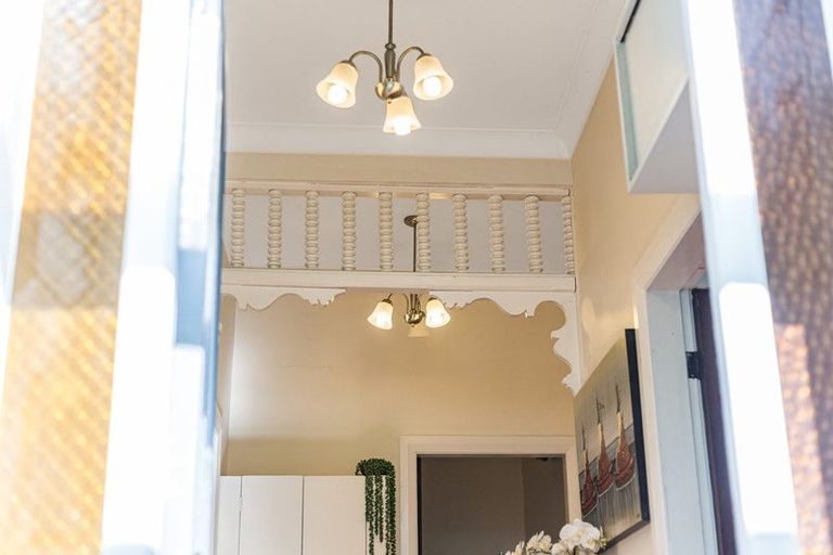 Photo of property in 19 Royal Street, Berhampore, Wellington, 6023