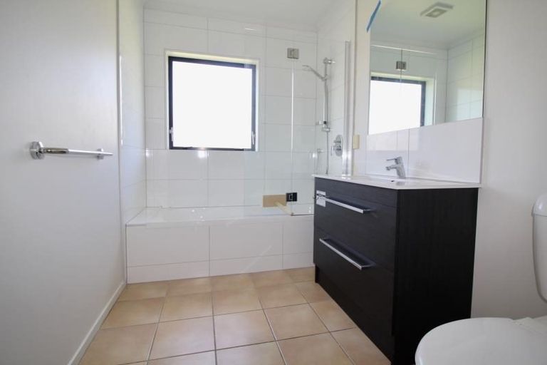 Photo of property in 24 Thomas Road, Flat Bush, Auckland, 2019