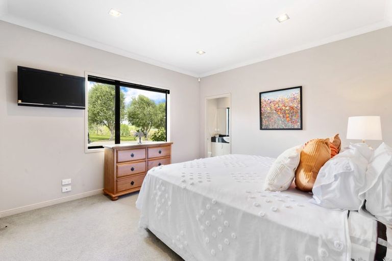 Photo of property in 45 Kingscliff Rise, Dairy Flat, Albany, 0792
