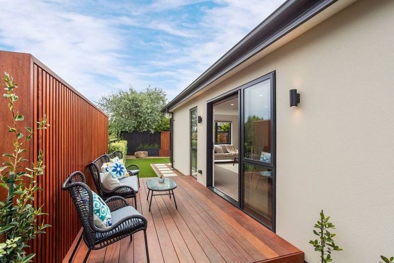 Photo of property in 16 Coupling Close, Prebbleton, 7604