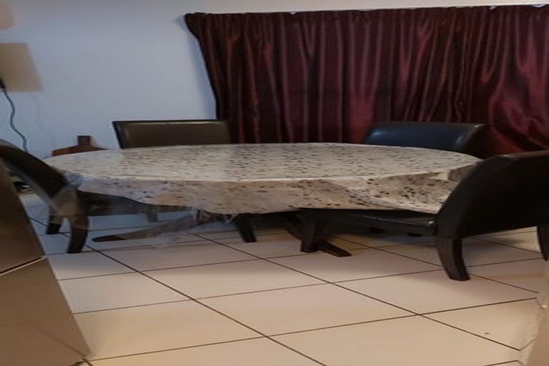 Photo of property in 2/147 Gills Road, Half Moon Bay, Auckland, 2014