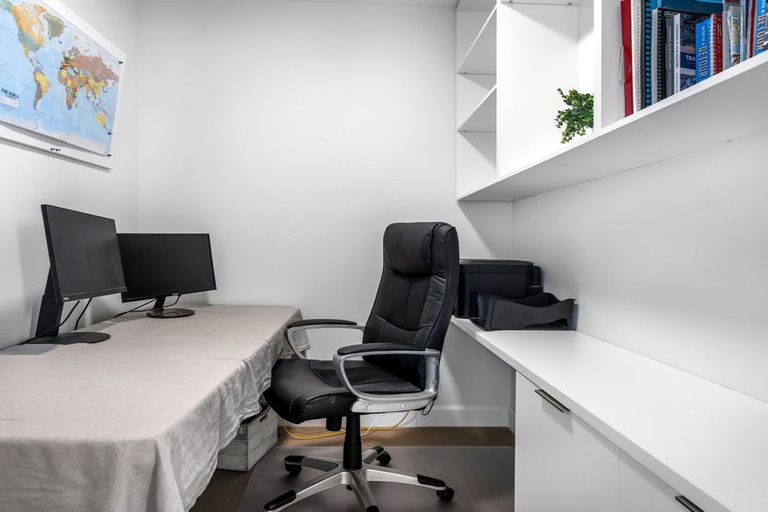 Photo of property in 23 Te Haunui Lane, Pegasus, 7612