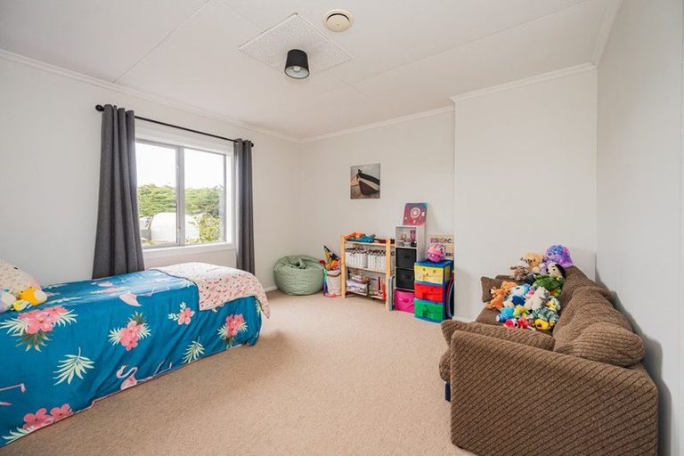 Photo of property in 16 Round Hill Road, Reidston, Oamaru, 9492