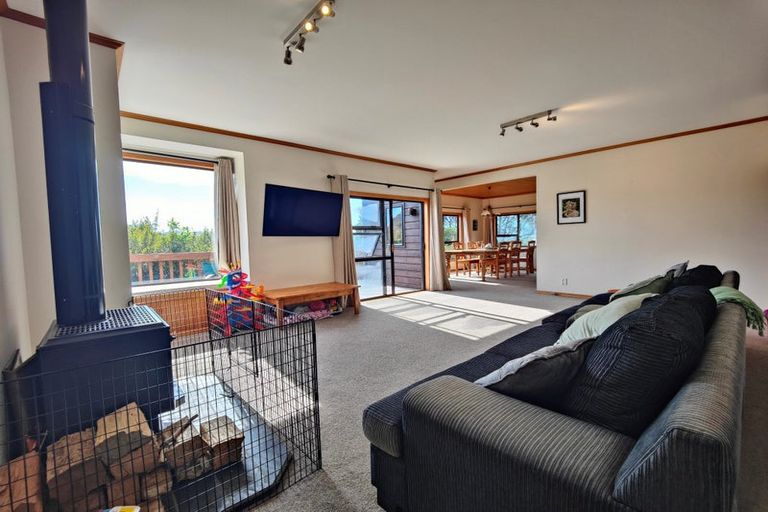 Photo of property in 32 Wrights Hill Road, Karori, Wellington, 6012