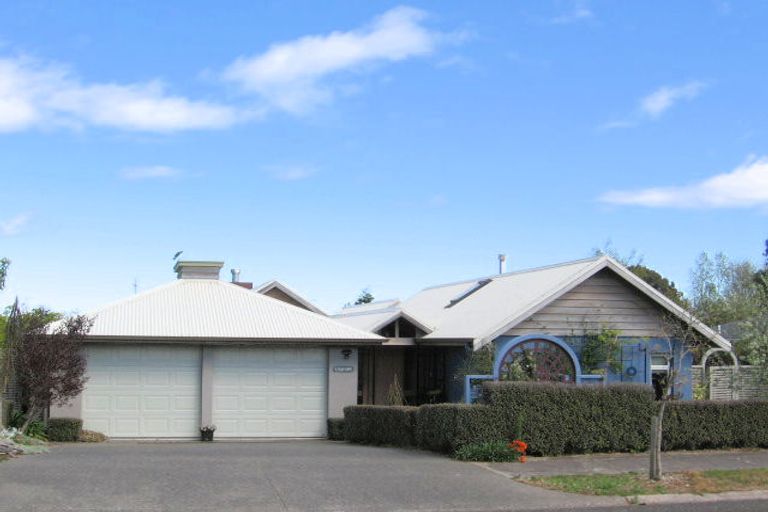 Photo of property in 6 Mahuta Road, Waitahanui, Taupo, 3378