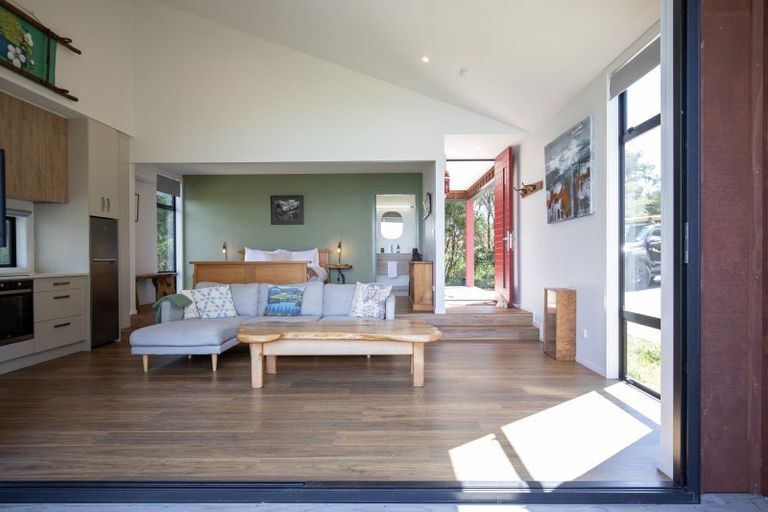 Photo of property in 64a Greenslade Road, Raglan, 3295