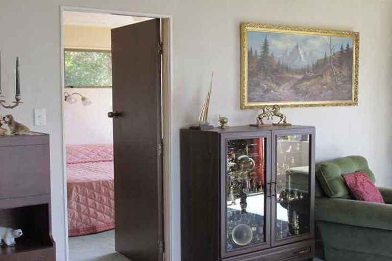 Photo of property in 12 Otupai Street, Two Mile Bay, Taupo, 3330