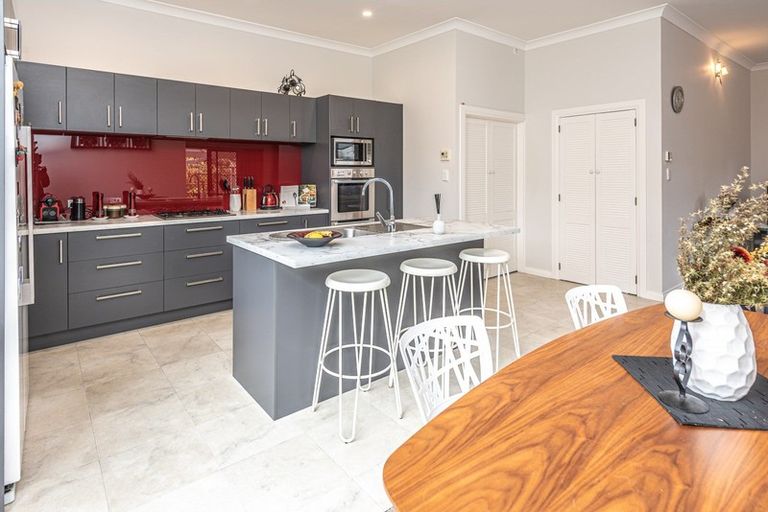 Photo of property in 10 Gonville Avenue, Gonville, Whanganui, 4501