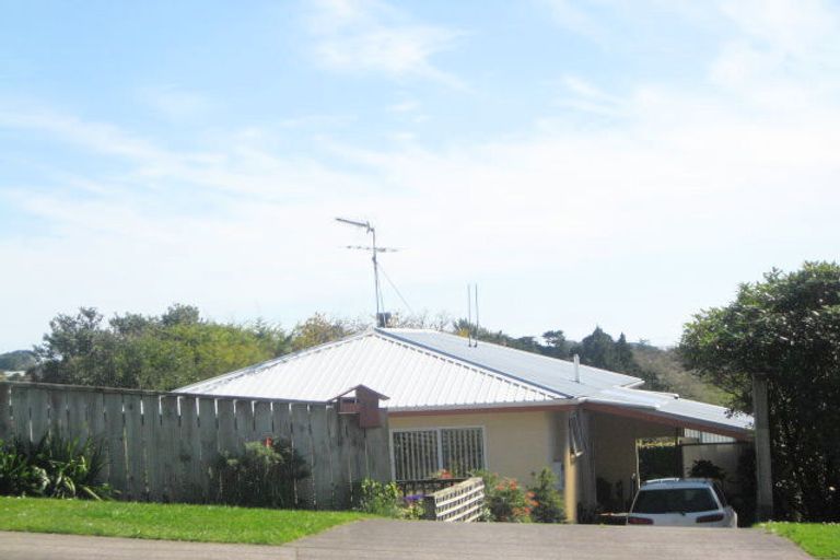 Photo of property in 48 Brois Street, Frankleigh Park, New Plymouth, 4310