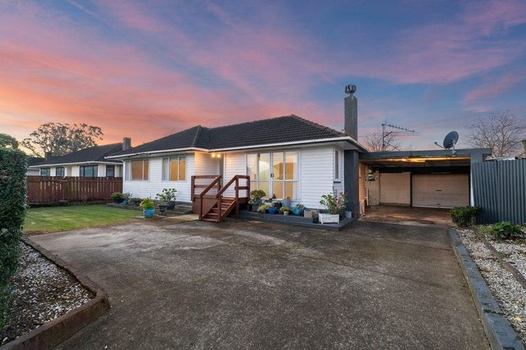 Photo of property in 15 Velvet Crescent, Otara, Auckland, 2023