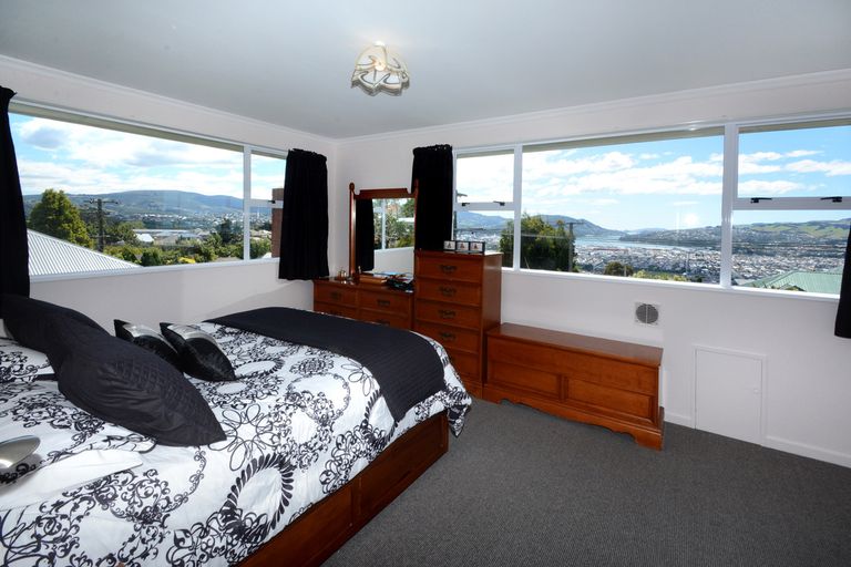 Photo of property in 69 Earls Road, Saint Clair, Dunedin, 9012