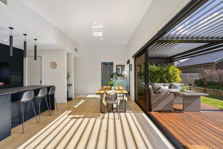 Photo of property in 4 Pounamu Avenue, Albert Town, Wanaka, 9305