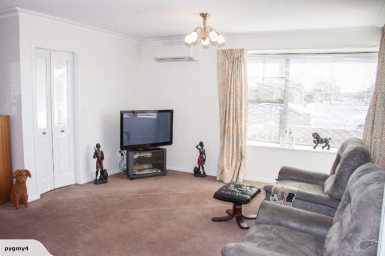 Photo of property in 1/358 Greers Road, Bishopdale, Christchurch, 8053