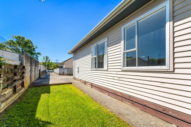 Photo of property in 18a Bush Street, Naenae, Lower Hutt, 5011
