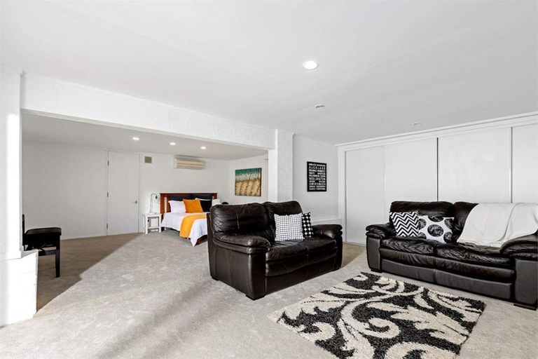 Photo of property in 5 Freya Place, Torbay, Auckland, 0630