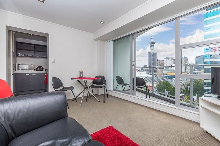 Photo of property in The Volt Apartments, 802/430 Queen Street, Auckland Central, Auckland, 1010