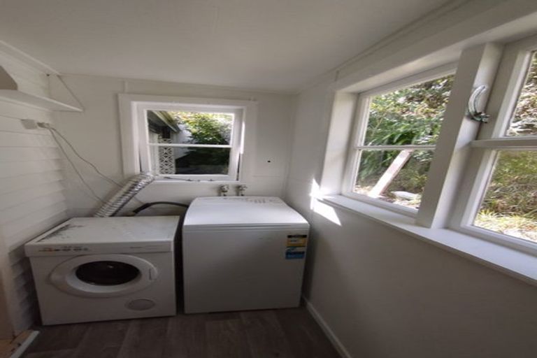 Photo of property in 12 Mairangi Road, Wadestown, Wellington, 6012