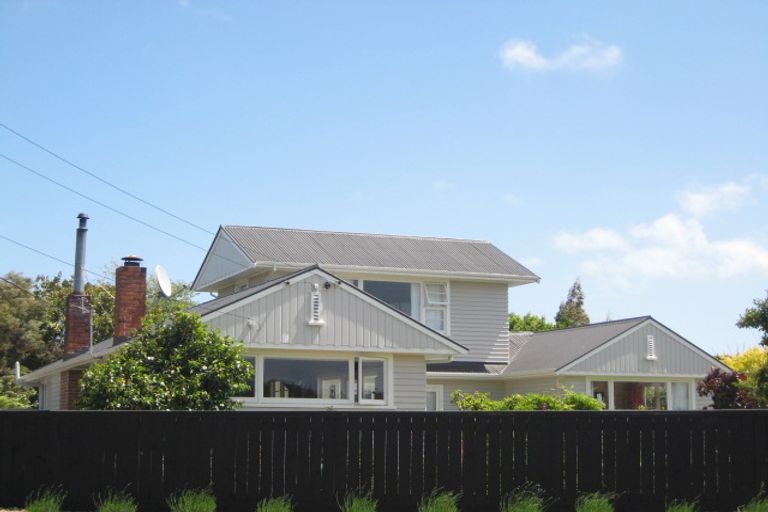 Photo of property in 14 Deloraine Street, Somerfield, Christchurch, 8024