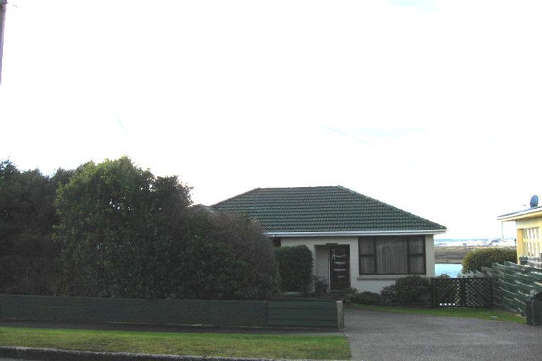 Photo of property in 15 Pilcher Avenue, Bluff, 9814