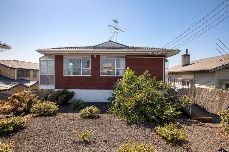 Photo of property in 1/160 Mount Albert Road, Mount Albert, Auckland, 1025
