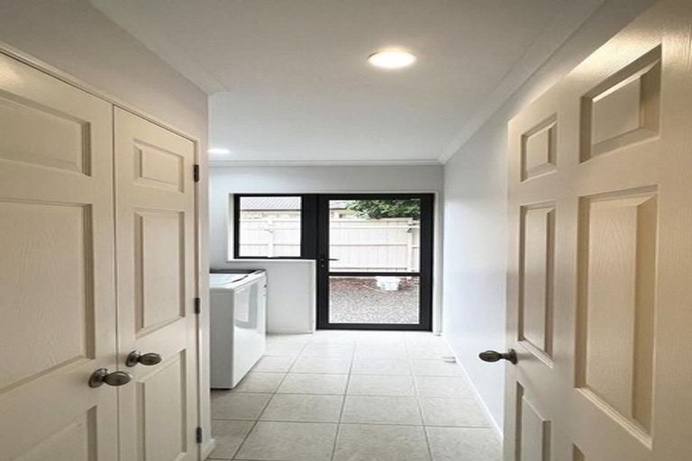 Photo of property in 64 Matarangi Road, East Tamaki, Auckland, 2013