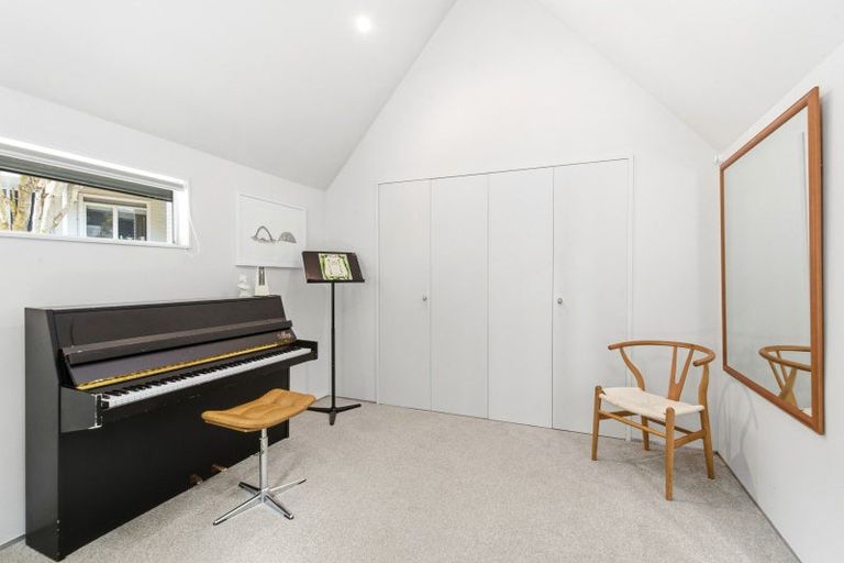 Photo of property in 15b Perth Street, Ngaio, Wellington, 6035