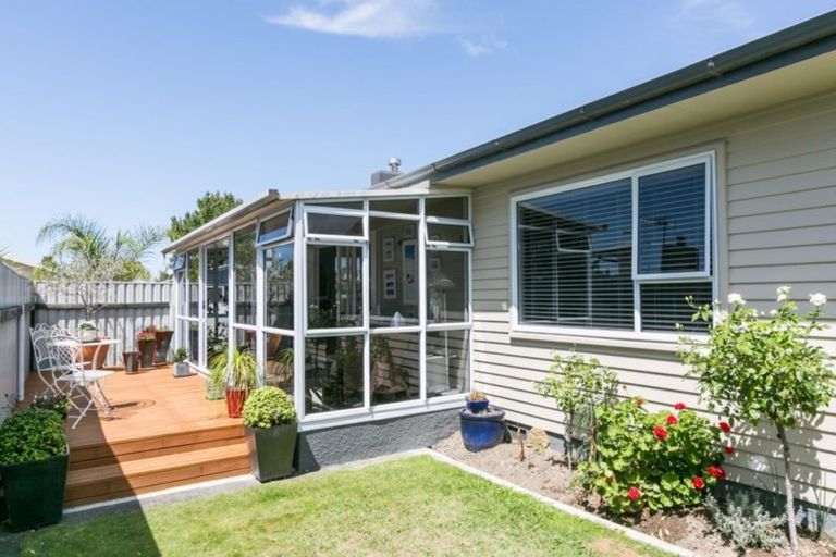 Photo of property in 33 Rochester Street, Tamatea, Napier, 4112